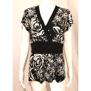 Susan Lawrence V-Neck Black & White Floral Print Blouse - Size L